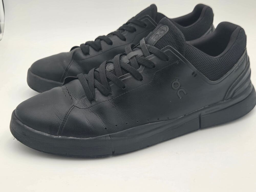 On Running The Roger Advantage Mens 14 Black Tennis Sneakers
